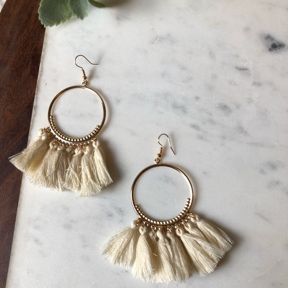 White Tassel Hoop Earrings - Picture 2 of 3